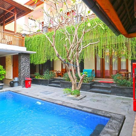 D'Astri Guesthouse Sanur Redpartner 丹帕沙 外观 照片